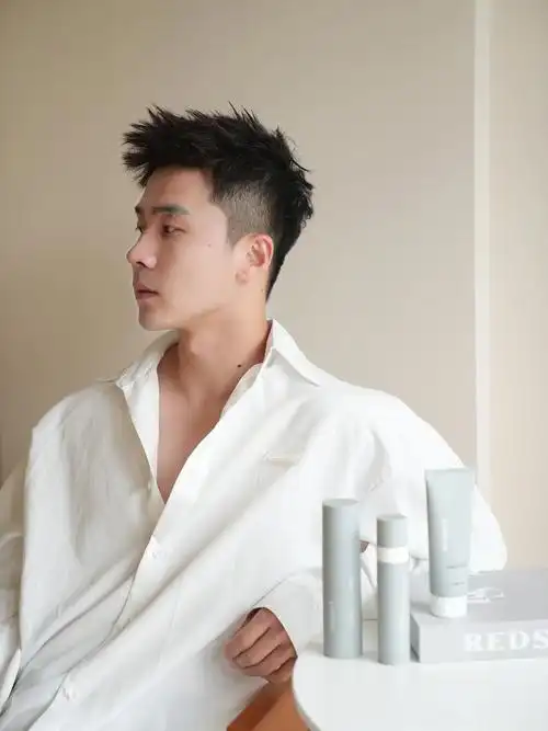 清爽型男护肤秘籍皮肤好到怼脸都毫无压力