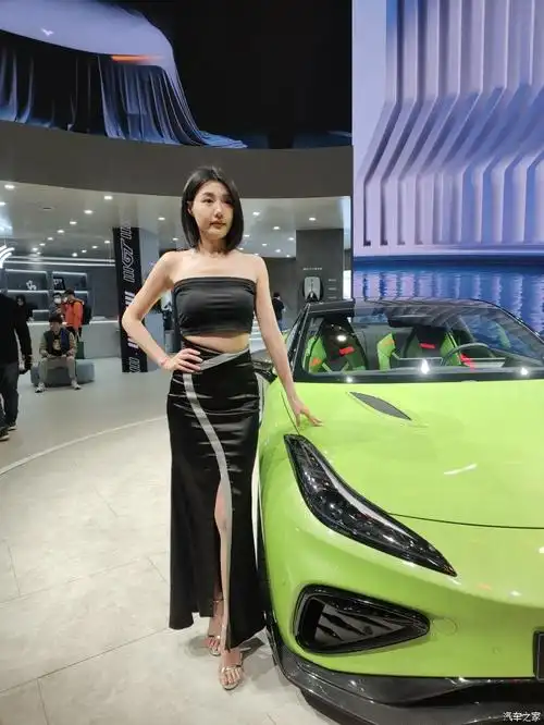 2023年上海国际车展模特