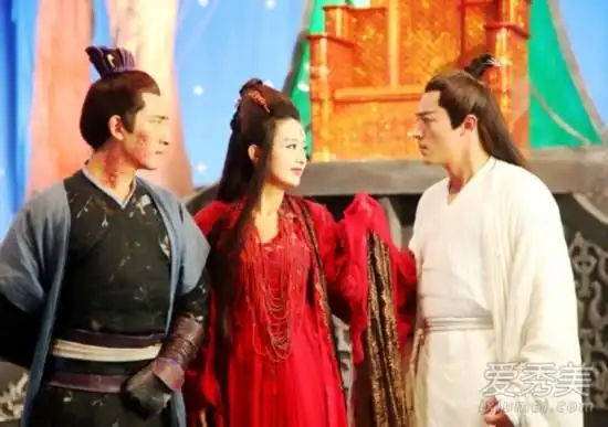 花千骨被删,白子画当男宠,醋吻花千骨情节