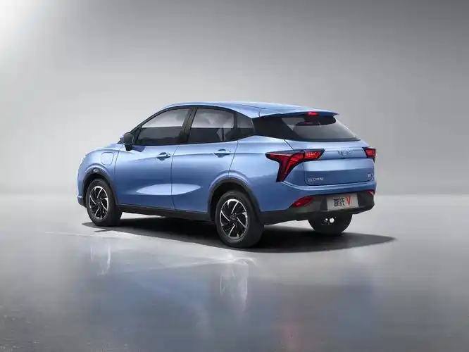 配置实用 续航够用 哪吒v正式上市补贴后售5.99万元起