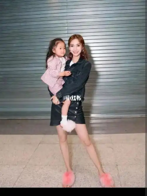 angelababy和自己的孩子照片_angelababy_娱乐_明星娱乐资讯