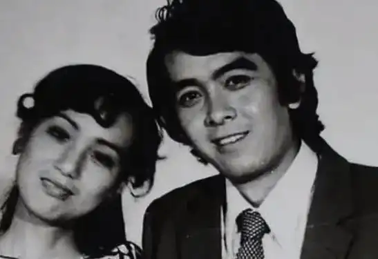 李建群原以为在与画家丈夫分手后,遇到了一个真正的爱情对象