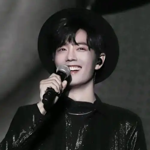 肖战超话粉丝大咖 热爱可抵岁月漫长