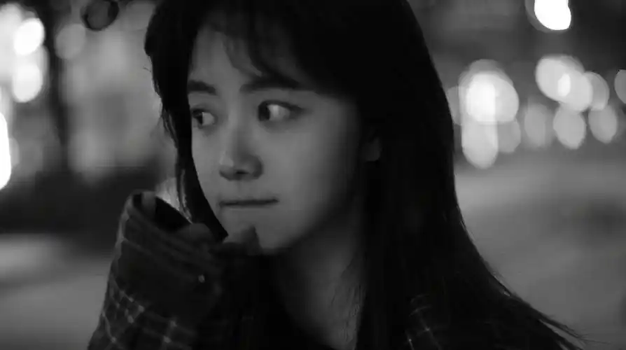 原创谭松韵的脸是吃了防腐剂吗节目晒出特写镜头仿佛开了大头特效