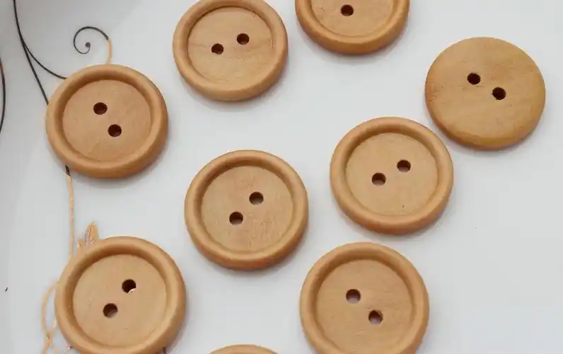批发diy手工纽扣 原木色 大衣毛衣纽扣木扣子专卖 25mm
