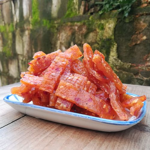 江西南瓜干香辣零食婺源特产250克南瓜粿农家自制辣条果上饶小吃