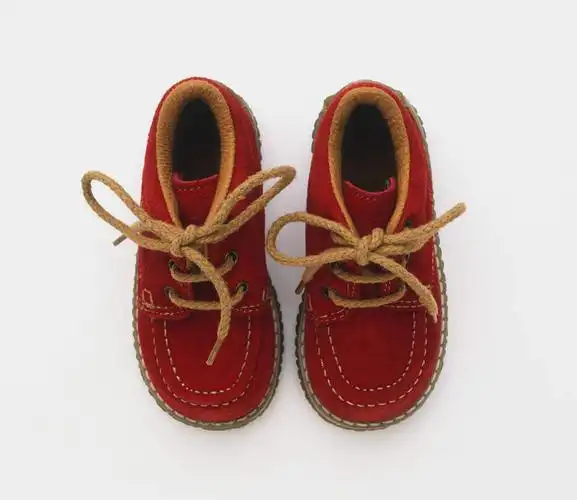 无人,横图,俯视,室内,特写,白天,白色背景,运动鞋,静物,鞋子,一双