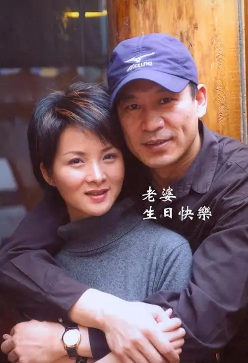 恐婚还丁克的谢兰为何一个电话就嫁给了师小红还为他生孩子