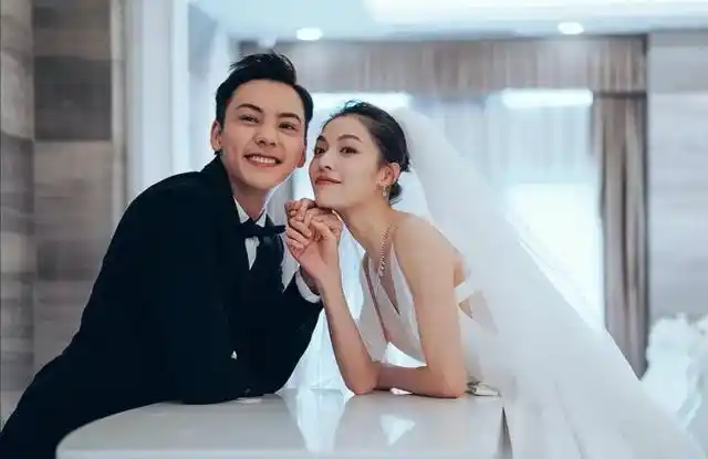 陈伟霆钟楚曦甜虐参半(陈伟霆钟楚曦甜虐参半)(3)