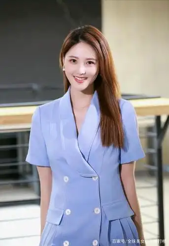 中国传媒大学女神级美女李丹