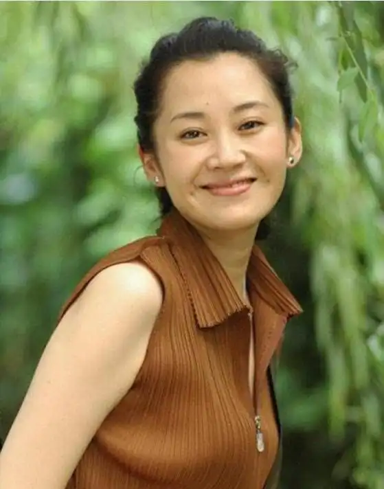 许晴14岁旧照曝出,她演过《西游记》炼丹仙童,网友直称没认出来