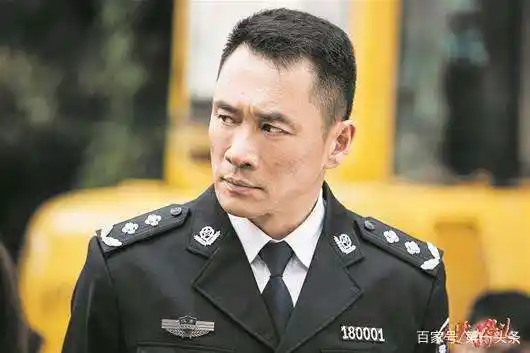 这些年饰演过警察的明星