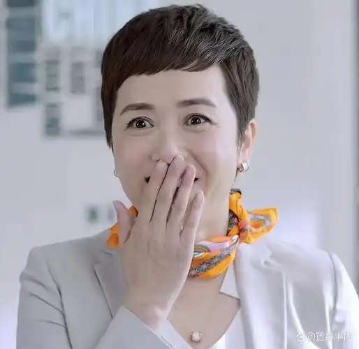 三十年前的1993年,28岁的蒋雯丽,在陈凯歌执导的电影《霸王别姬》中