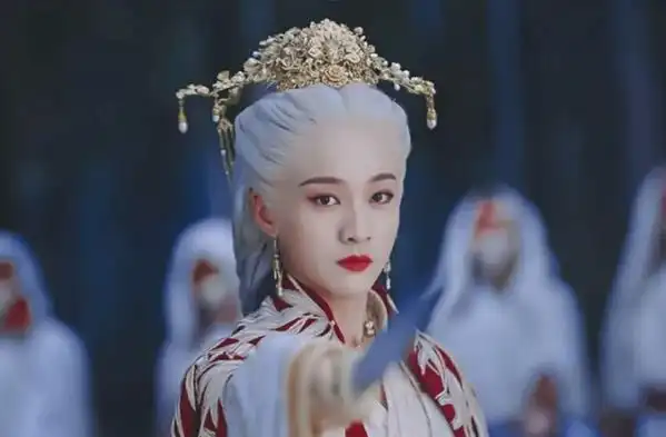 鞠婧祎演王妃赵丽颖演王妃张雪迎演王妃看到梁洁甜到掉牙了