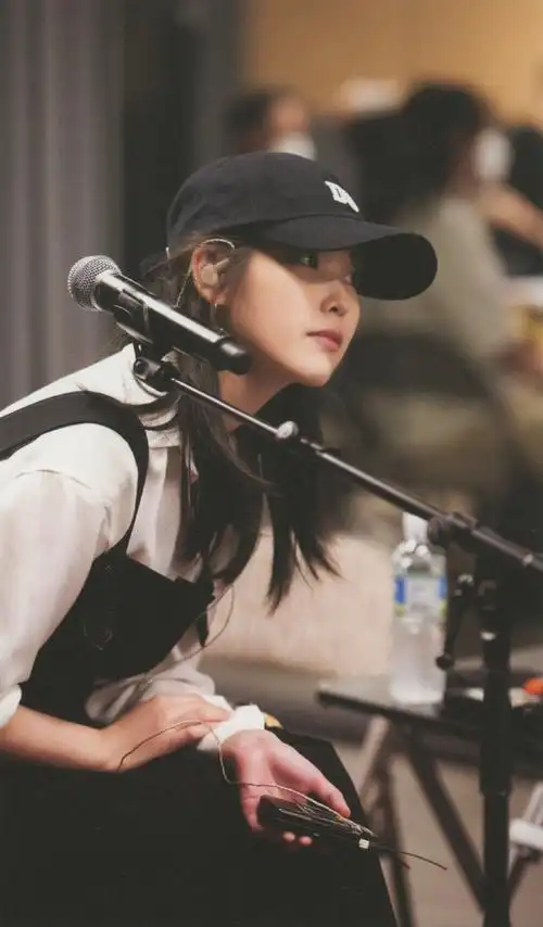 李知恩##iu0124先行曲lovewinsall##iu2024世巡h.e.r##iu