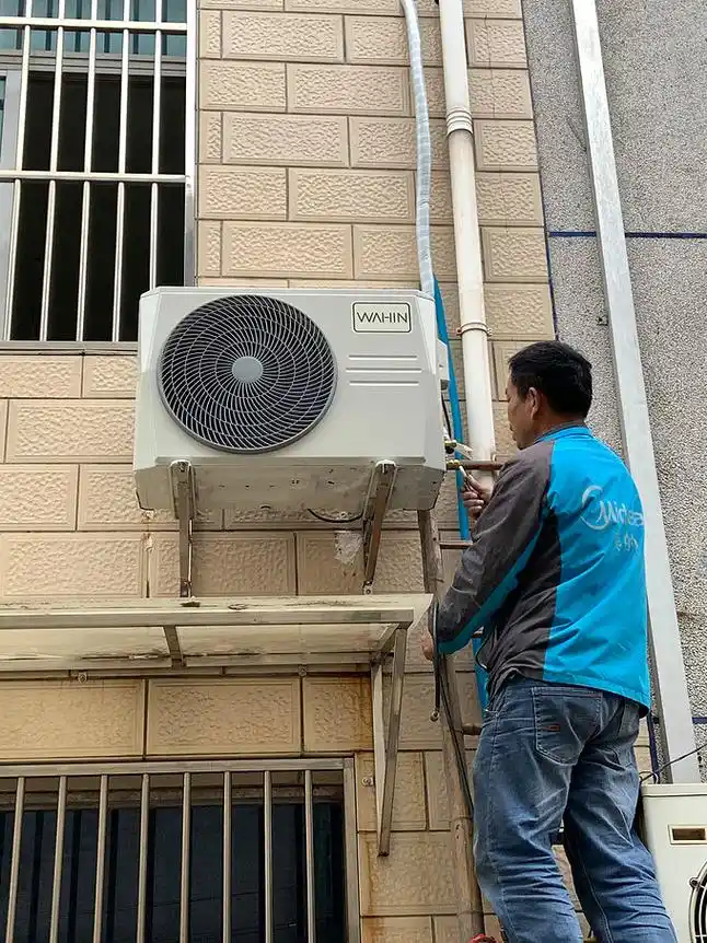 预算2000,该选华凌还是小米?装空调师傅的一席话让你恍然大悟