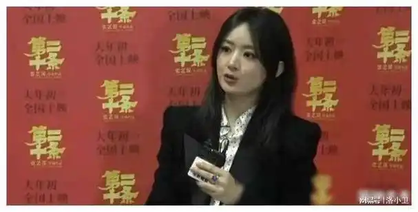 赵丽颖再陷文盲风波错别字频发采访支吾难掩尴尬