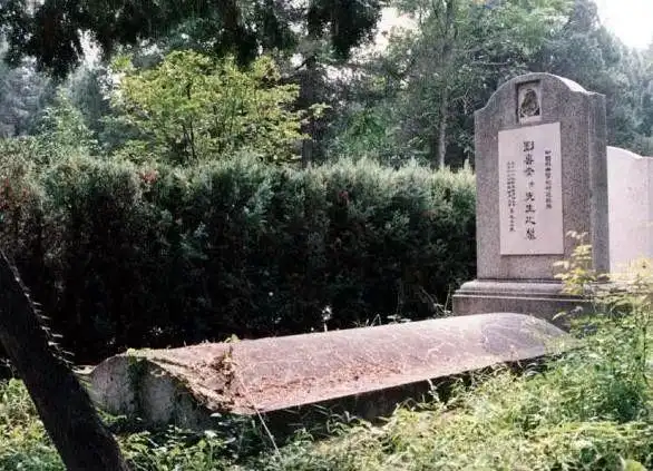 性情刚烈,自尊自爱的刘喜奎还经历过一段和梅兰芳的恋情,可为了不让