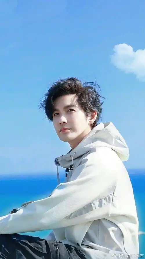 钟汉良电视剧亦舞之城##松弛感配色9图唤醒周末