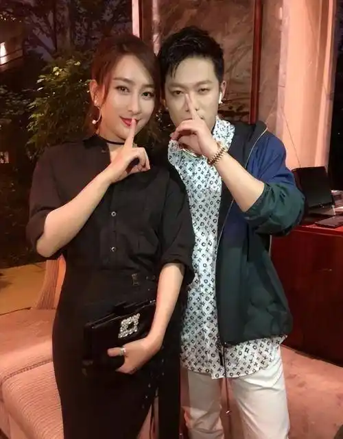 "无戏可拍"马苏:力挺李小璐遭遇打脸,给孔令辉戴帽子被赶出家门