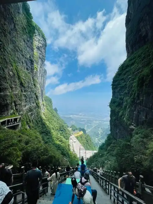 天门山真的好嗷嗷嗷高啊