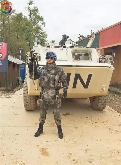 一龙主演的中国首部维和军事动作题材电影《中国蓝盔》即将上映