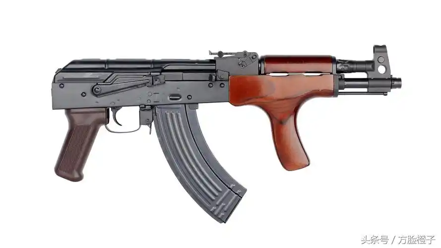 这把枪怪到了一种新高度ak47衍生型的一种