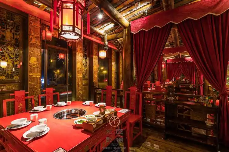 海口大龙翻印老成都火锅空间摄影