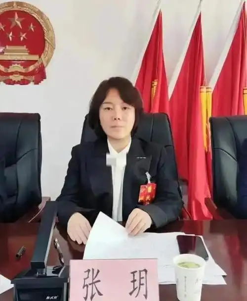 谁能干过我80后女干部口出狂言被男子干趴后认栽真丢人