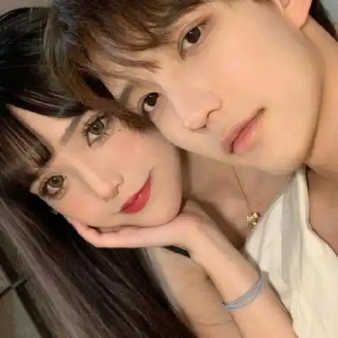 2022最新版高颜值双人甜美情侣头像真人