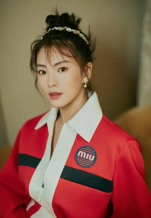 八字刘海高马尾中分3