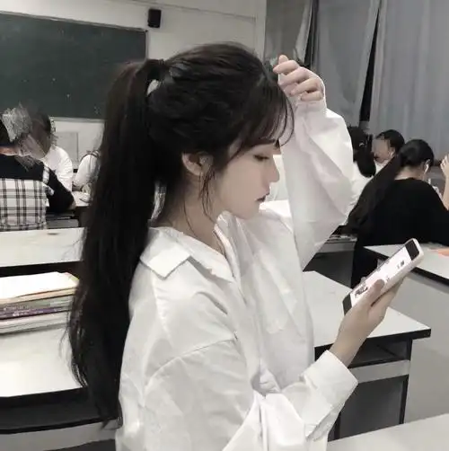 学生党漂亮美女头像,女生头像图片-回车桌面