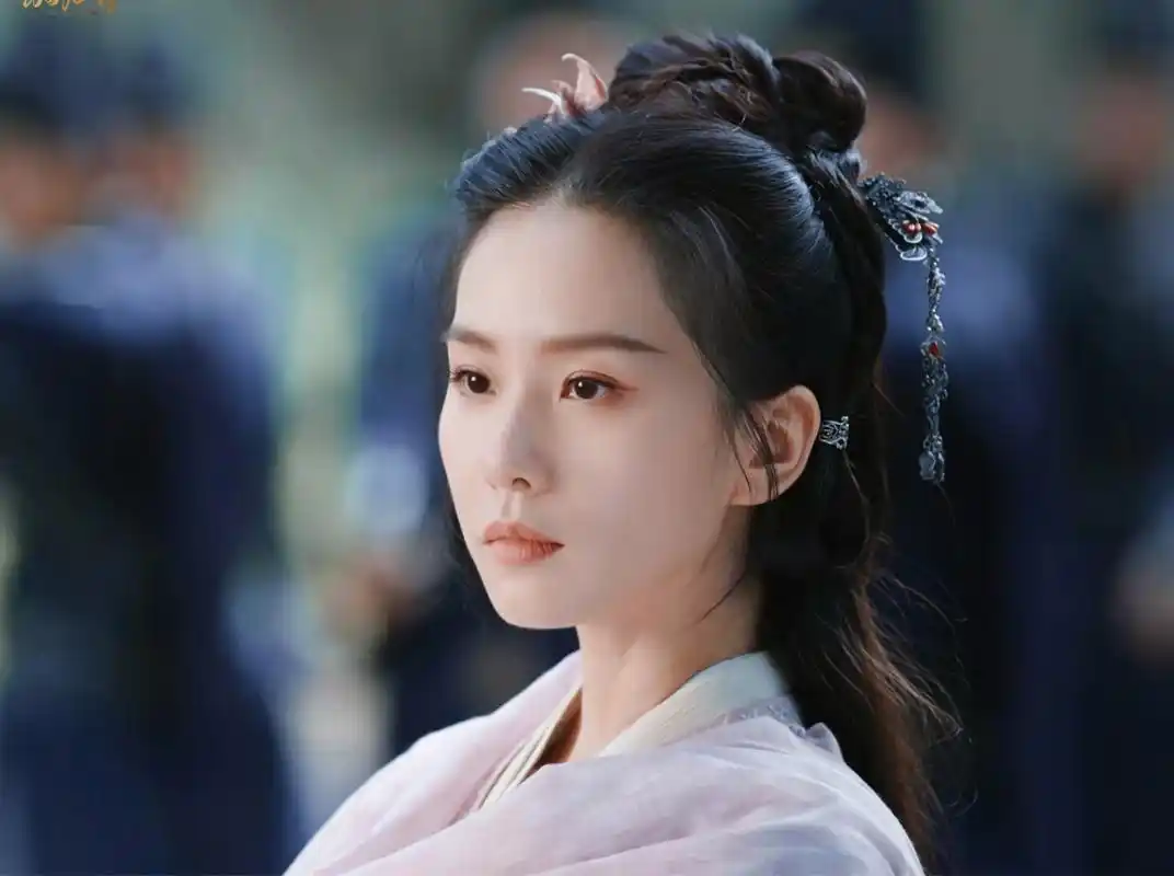 女明星古装剧照# #刘诗诗粉花白裙# #刘诗诗如意