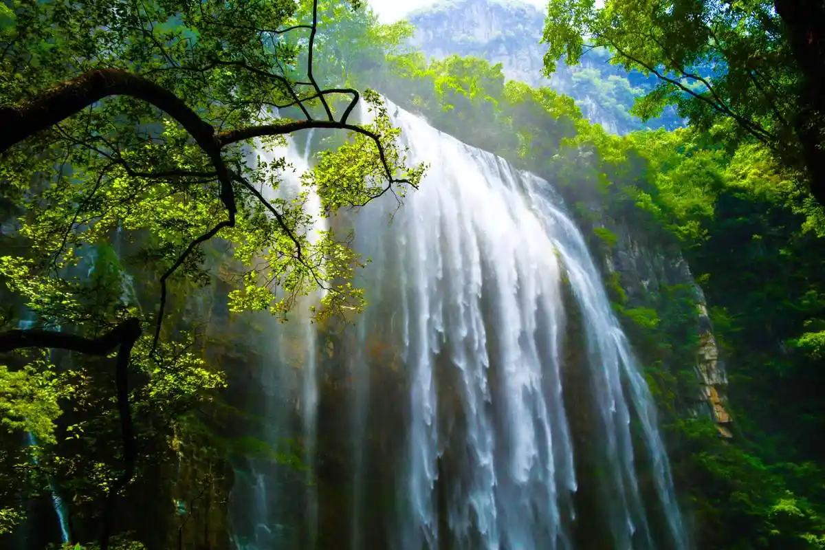 中国的十大瀑布之一,三峡大瀑布原来在这里
