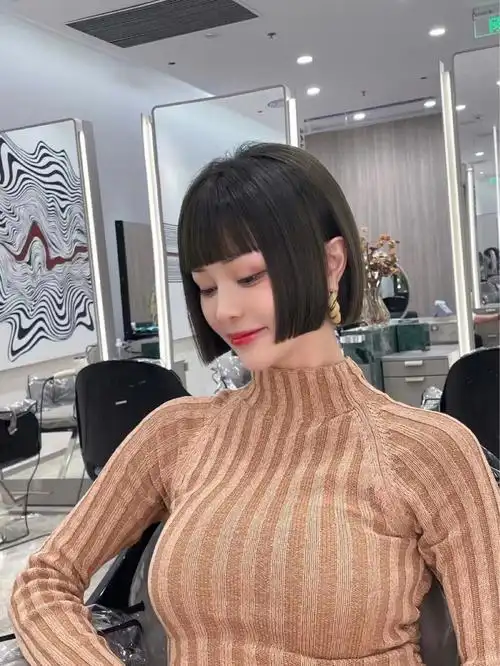 96少女减龄"免打理齐耳短发"适合长脸大饼脸97