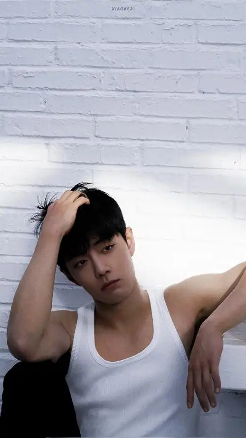 肖战顺毛白背心##肖战