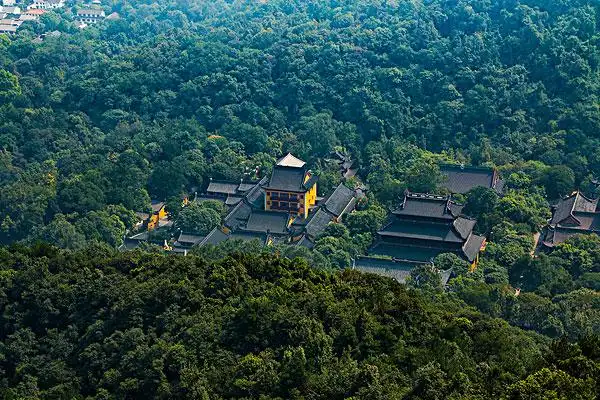 灵隐寺俯瞰_全景网