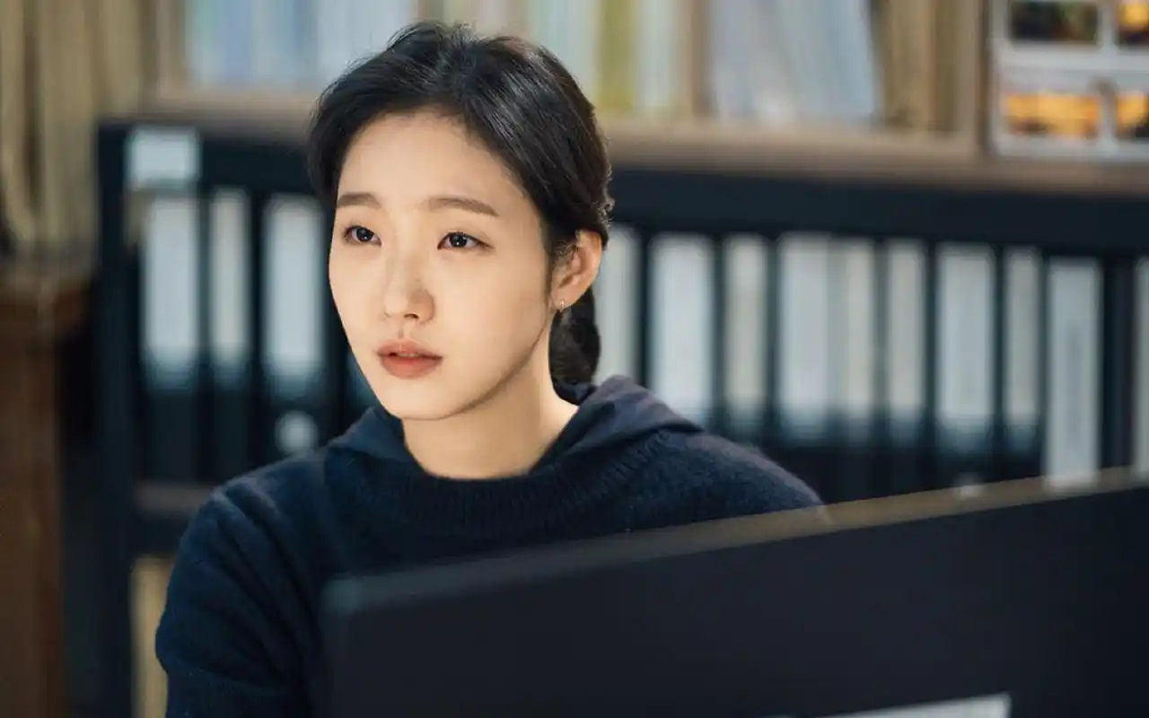 金高银thekng永远的君主剧照图片壁纸