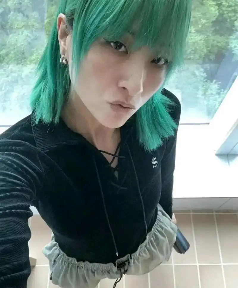 陈奕迅的老婆徐濠萦这次又换了新发型,徐濠萦在时尚造型方面经常挑战