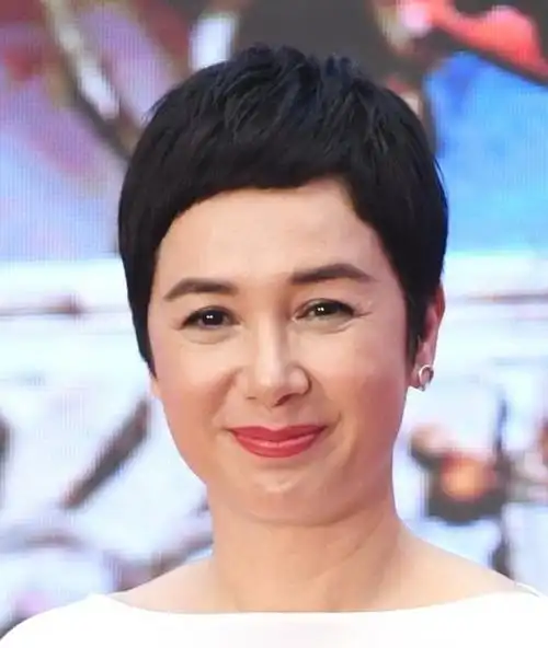 皮肤不再光滑有弹力,这是自然老去的蒋雯丽,也是多次获得最佳女演员的