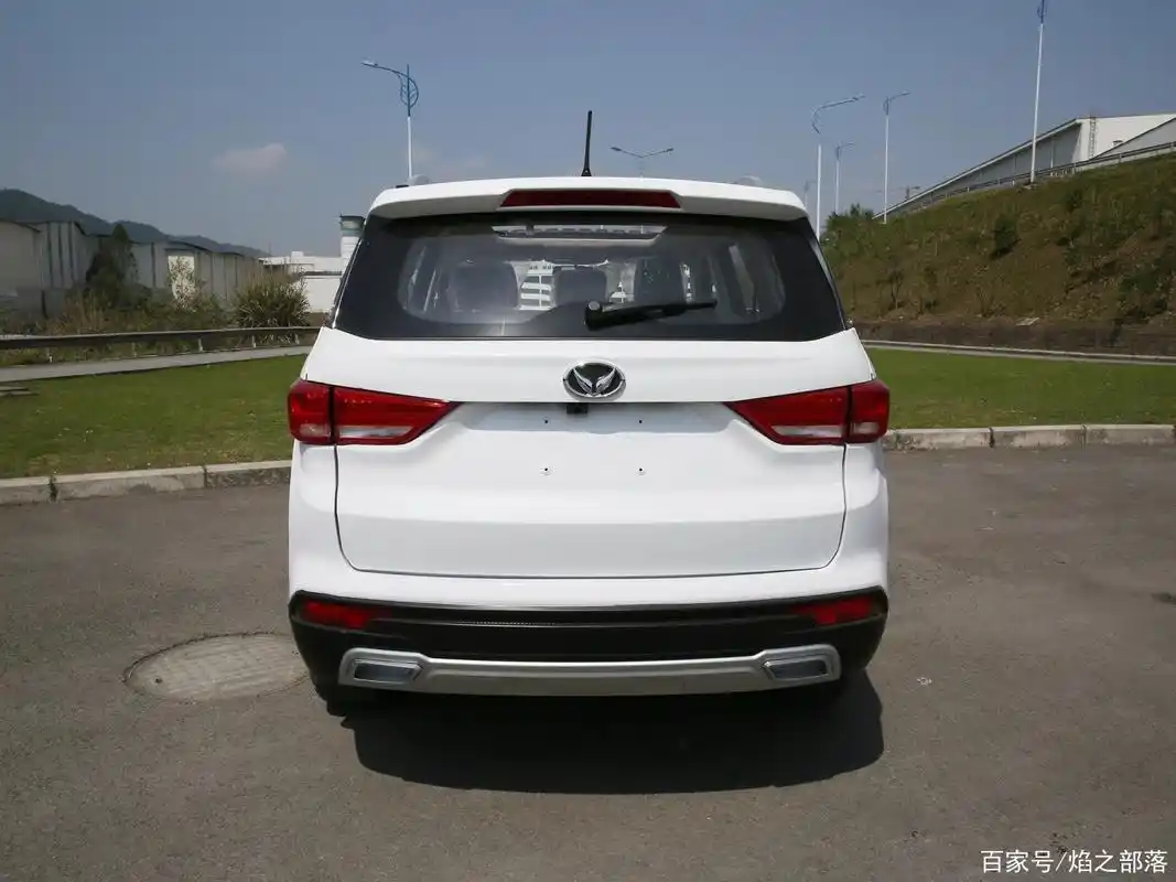 北汽幻速s3紧凑型suv