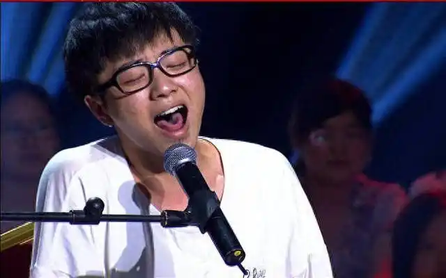 0后"华语乐坛领军人"华晨宇个人资料,逆袭之路"