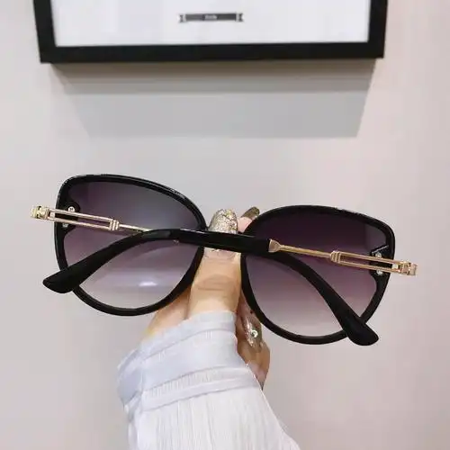 墨镜女高高级太阳镜2021年新款时尚防紫外线显脸眼镜太阳眼镜