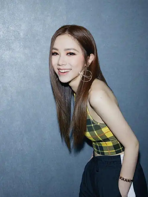 邓紫棋酷美性感写真图片