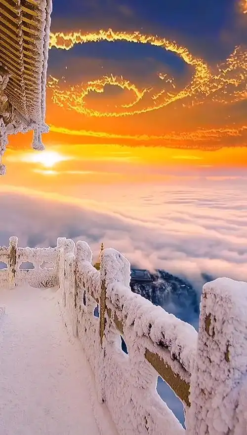 我的私藏景点云顶天宫云海晚霞