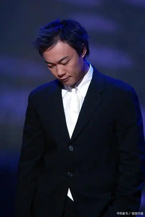 分别收录在陈奕迅的专辑《男人 ktv》,《认了吧》,《u87》中