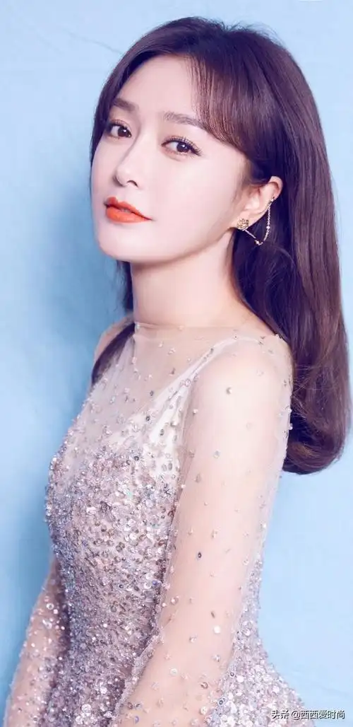 秦岚和蒋勤勤哪个更好看(蒋勤勤和秦岚有点像)-天晟网