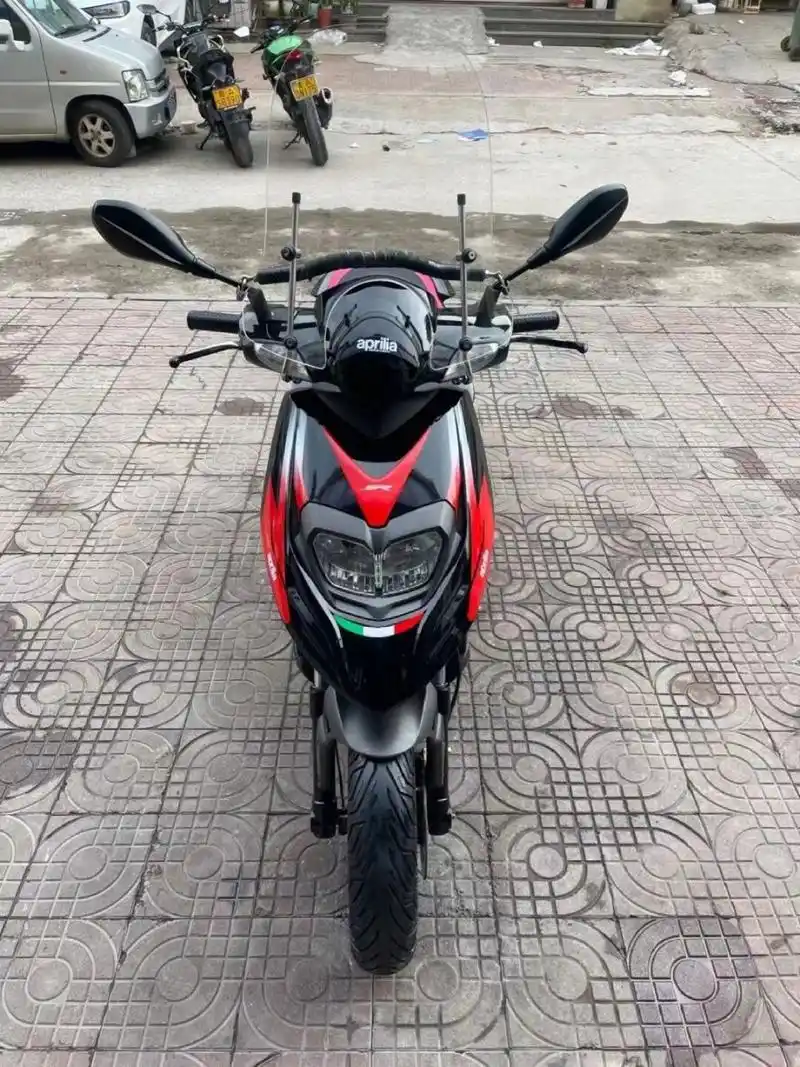 阿普利亚sr150 【车辆型号】:阿普利亚sr150 【挂牌时间】:2020年7月