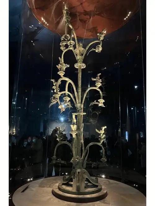 三星堆青铜神树