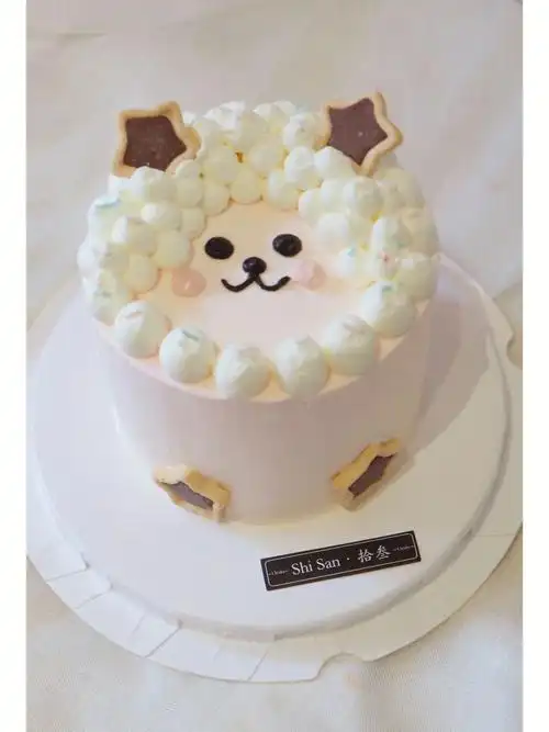 可爱的四寸小蛋糕